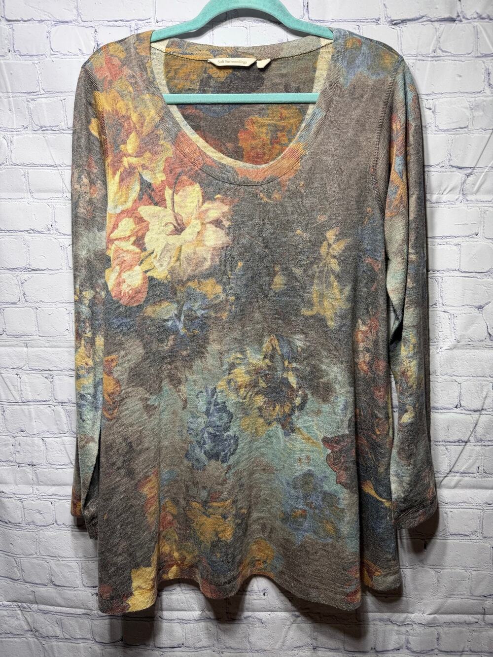 Soft Surroundings Lightweight Scoop Neck Knit Top Watercolor Floral Sz L